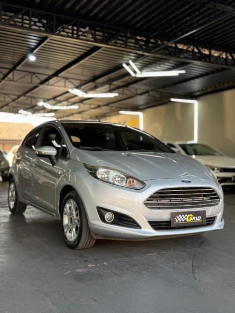 FORD Fiesta Hatch 1.6 16V 4P SE FLEX, Foto 5