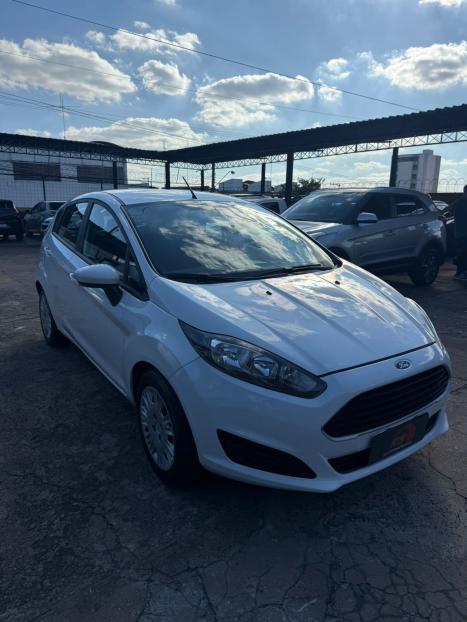 FORD Fiesta Hatch 1.5 16V 4P S FLEX, Foto 3