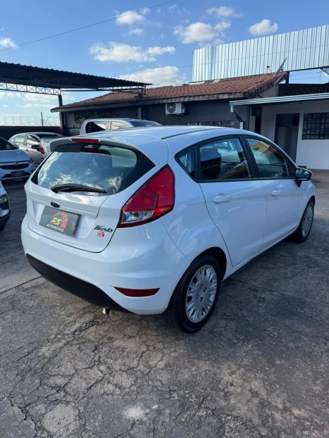 FORD Fiesta Hatch 1.5 16V 4P S FLEX, Foto 4