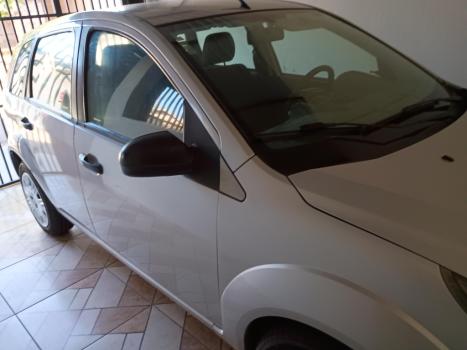 FORD Fiesta Hatch 1.0 4P FLEX, Foto 2
