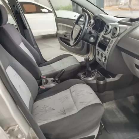 FORD Fiesta Hatch 1.0 4P FLEX, Foto 10