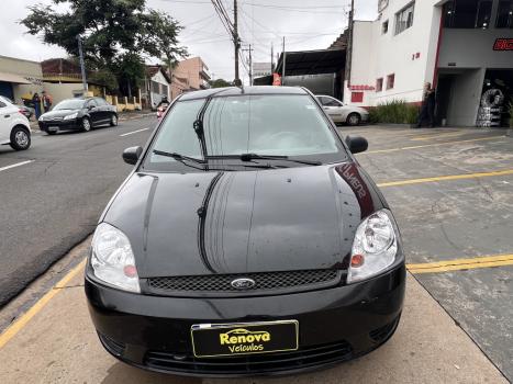 FORD Fiesta Hatch 1.6 4P, Foto 2