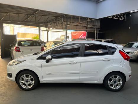 FORD Fiesta Hatch 1.6 16V 4P SE FLEX AUTOM�TICO, Foto 4