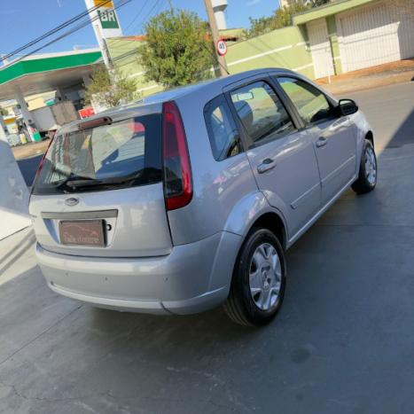 FORD Fiesta Hatch 1.0 4P, Foto 3