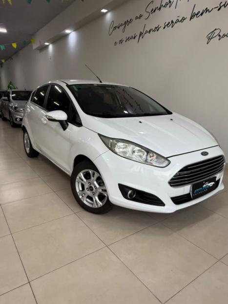 FORD Fiesta Hatch 1.6 16V 4P FLEX SE POWERSHIFT AUTOM�TICO, Foto 1