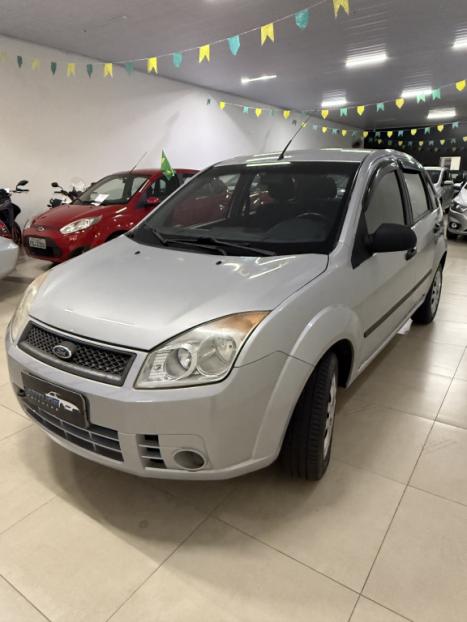 FORD Fiesta Hatch 1.0 4P, Foto 2