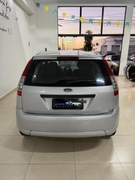FORD Fiesta Hatch 1.0 4P, Foto 7
