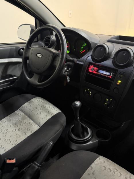 FORD Fiesta Hatch 1.0 4P, Foto 8