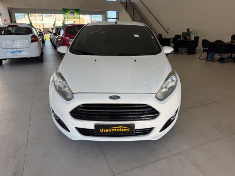 FORD Fiesta Hatch 1.6, Foto 4