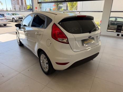 FORD Fiesta Hatch 1.6, Foto 6