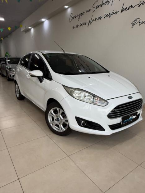 FORD Fiesta Hatch 1.6 16V 4P FLEX SE POWERSHIFT AUTOM�TICO, Foto 1