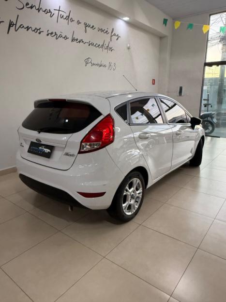 FORD Fiesta Hatch 1.6 16V 4P FLEX SE POWERSHIFT AUTOM�TICO, Foto 5