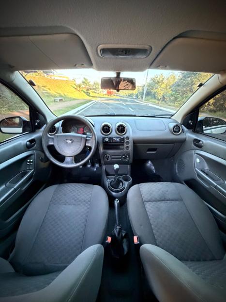 FORD Fiesta Hatch 1.0 4P, Foto 10