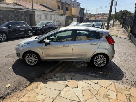 FORD Fiesta Hatch 1.6 4P FLEX TITANIUM POWERSHIFT AUTOM�TICO, Foto 7