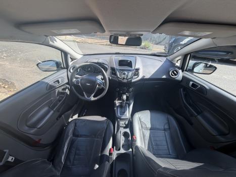 FORD Fiesta Hatch 1.6 4P FLEX TITANIUM POWERSHIFT AUTOM�TICO, Foto 15