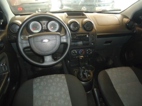 FORD Fiesta Hatch 1.0 4P FLEX, Foto 4
