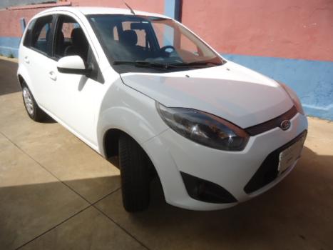 FORD Fiesta Hatch 1.6 4P FLEX, Foto 2