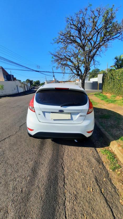 FORD Fiesta Hatch 1.6 16V 4P FLEX SE POWERSHIFT AUTOM�TICO, Foto 5