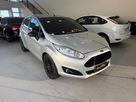 FORD Fiesta Hatch 1.6 16V 4P FLEX TITANIUM POWERSHIFT AUTOM�TICO, Foto 3