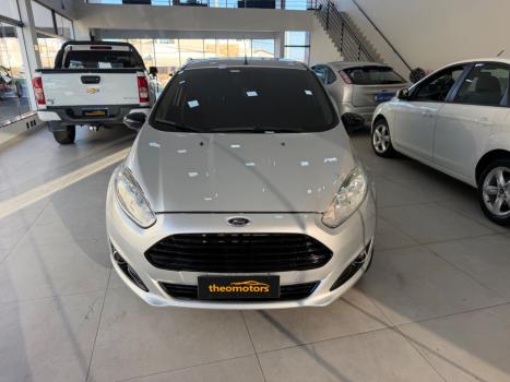 FORD Fiesta Hatch 1.6 16V 4P FLEX TITANIUM POWERSHIFT AUTOM�TICO, Foto 4