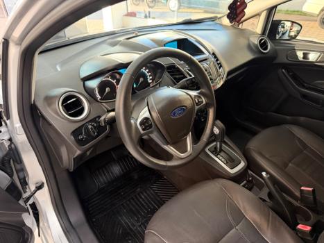 FORD Fiesta Hatch 1.6 16V 4P FLEX TITANIUM POWERSHIFT AUTOM�TICO, Foto 9