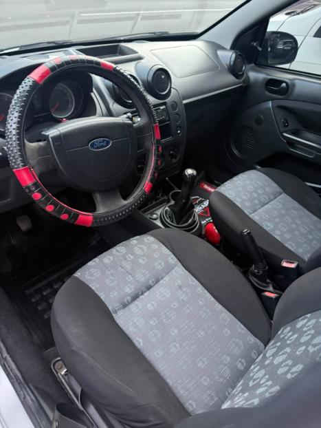 FORD Fiesta Hatch 1.0 4P FLEX, Foto 3