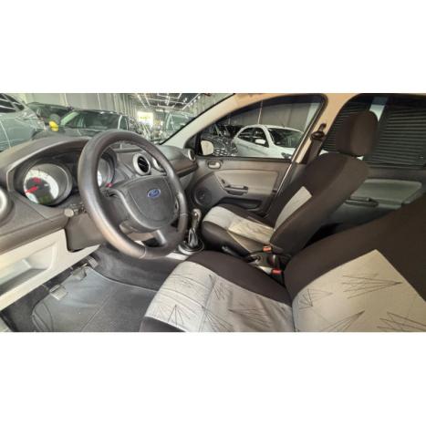 FORD Fiesta Hatch 1.6 4P CLASS FLEX, Foto 8