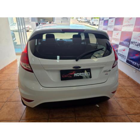 FORD Fiesta Hatch 1.5 16V 4P S FLEX, Foto 6