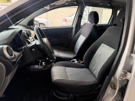 FORD Fiesta Hatch 1.6, Foto 10