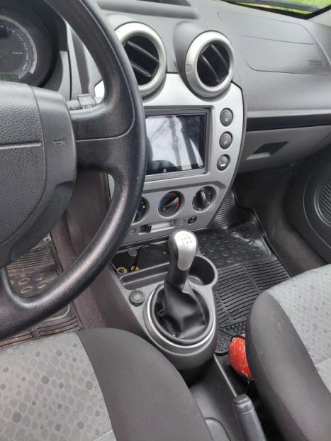 FORD Fiesta Hatch 1.0 4P FLEX, Foto 3