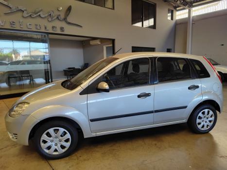 FORD Fiesta Hatch 1.0 4P, Foto 2