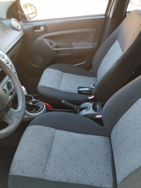 FORD Fiesta Hatch 1.6 4P FLEX, Foto 2