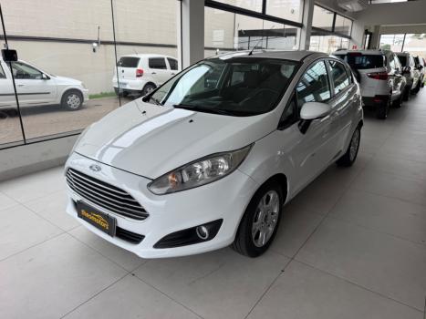 FORD Fiesta Hatch 1.6, Foto 2