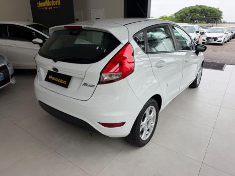 FORD Fiesta Hatch 1.6, Foto 5