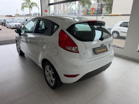 FORD Fiesta Hatch 1.6, Foto 6