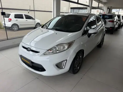 FORD Fiesta Hatch 1.6, Foto 2