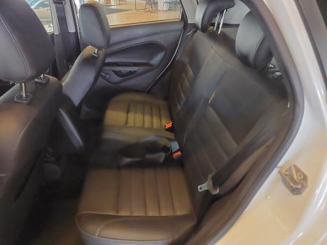 FORD Fiesta Hatch , Foto 6