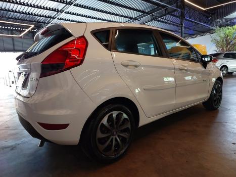 FORD Fiesta Hatch , Foto 11