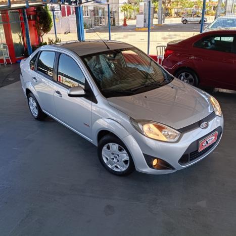 FORD Fiesta Sedan 1.6 4P CLASS FLEX, Foto 1 FORD Fiesta Sedan 1.6 4P CLASS FLEX, Foto 1