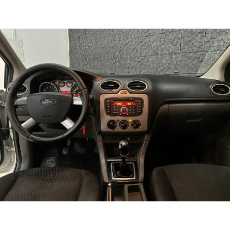 FORD Fiesta Sedan 1.6 4P FLEX, Foto 9 FORD Fiesta Sedan 1.6 4P FLEX, Foto 9