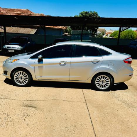 FORD Fiesta Sedan 1.6 4P FLEX TITANIUM PLUS POWERSHIFT AUTOMTICO, Foto 8