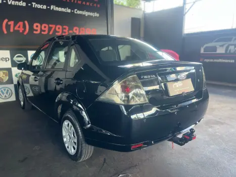 FORD Fiesta Sedan 1.6 4P ROCAM FLEX, Foto 4