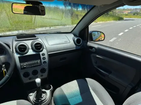 FORD Fiesta Sedan 1.6 4P ROCAM FLEX, Foto 14