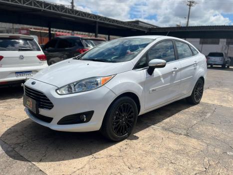 FORD Fiesta Sedan 1.6 4P FLEX TITANIUM POWERSHIFT AUTOM�TICO, Foto 1