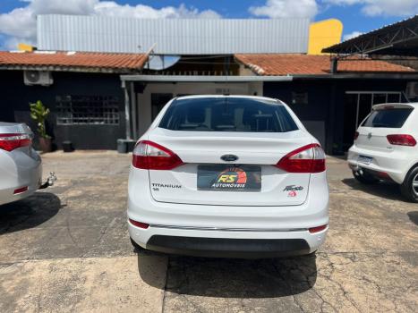 FORD Fiesta Sedan 1.6 4P FLEX TITANIUM POWERSHIFT AUTOM�TICO, Foto 5