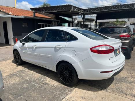 FORD Fiesta Sedan 1.6 4P FLEX TITANIUM POWERSHIFT AUTOM�TICO, Foto 6