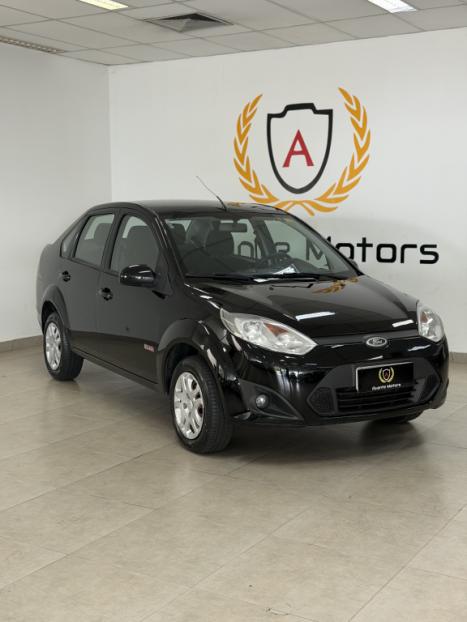 FORD Fiesta Sedan 1.6 4P ROCAM FLEX, Foto 2