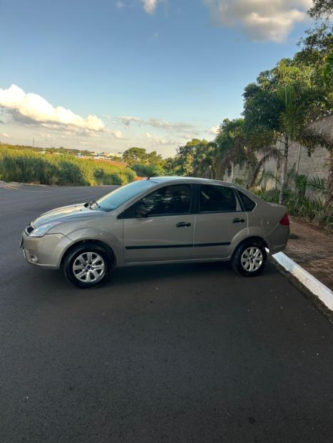 FORD Fiesta Sedan 1.6 4P FLEX, Foto 3