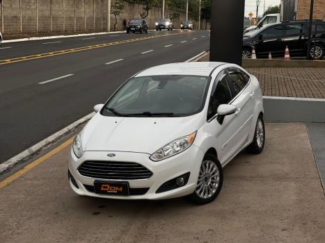 FORD Fiesta Sedan 1.6 4P FLEX TITANIUM POWERSHIFT AUTOM�TICO, Foto 1