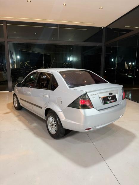 FORD Fiesta Sedan 1.6 4P FLEX, Foto 3